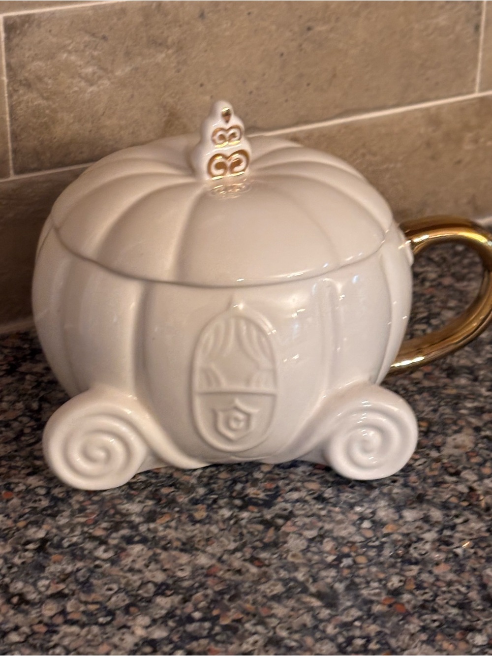 Disney Ceramic Pumpkin Carriage mug with Gold Handle and Lid